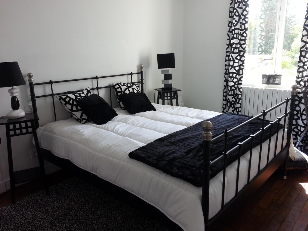 Hotel Le 6 3 Home Port En Bessin 객실 사진