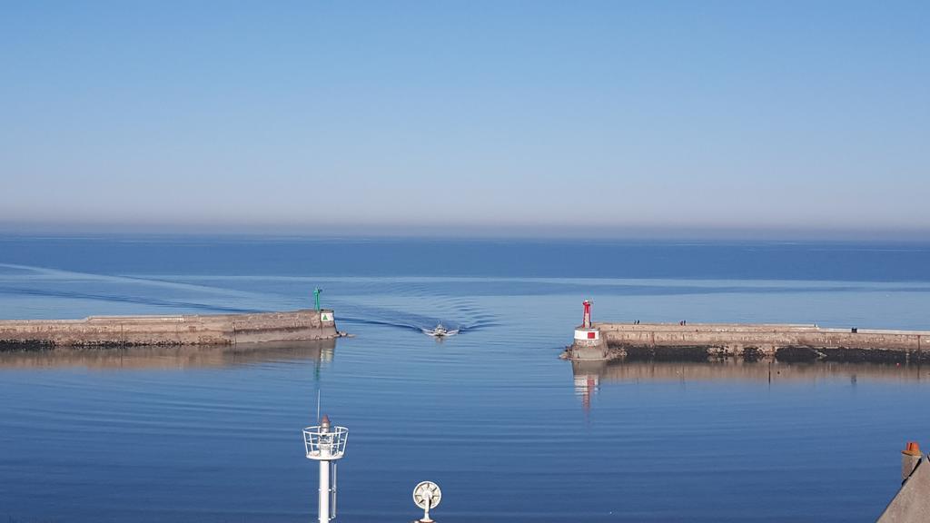 Hotel Le 6 3 Home Port En Bessin 외부 사진